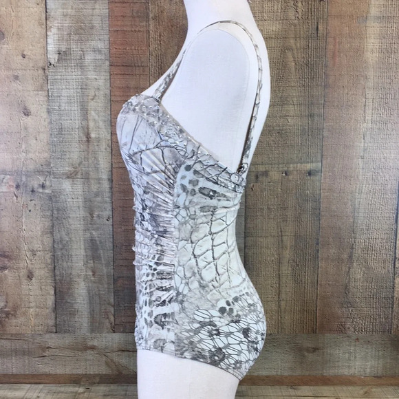 Contours by Coco Reef Jasper Bandeau One‎ Piece Swimsuit Womens 6 Cocodrilo - Picture 4 of 15